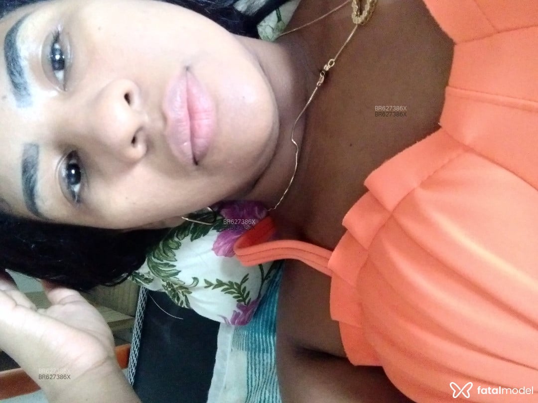 Acompanhante mulher morena (o) de olhos pretos em Criciúma - Monick Barone
