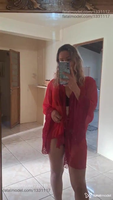 Acompanhante mulher loira (o) de olhos castanhos em Novo Hamburgo - Danielyz