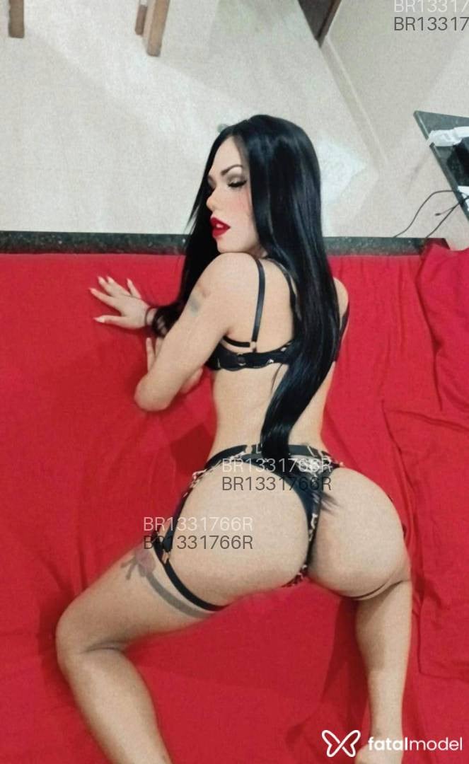 Acompanhante mulher trans morena (o) de olhos castanhos em Criciúma Acompanhante mulher trans morena (o) de olhos castanhos em Criciúma - Bombon
