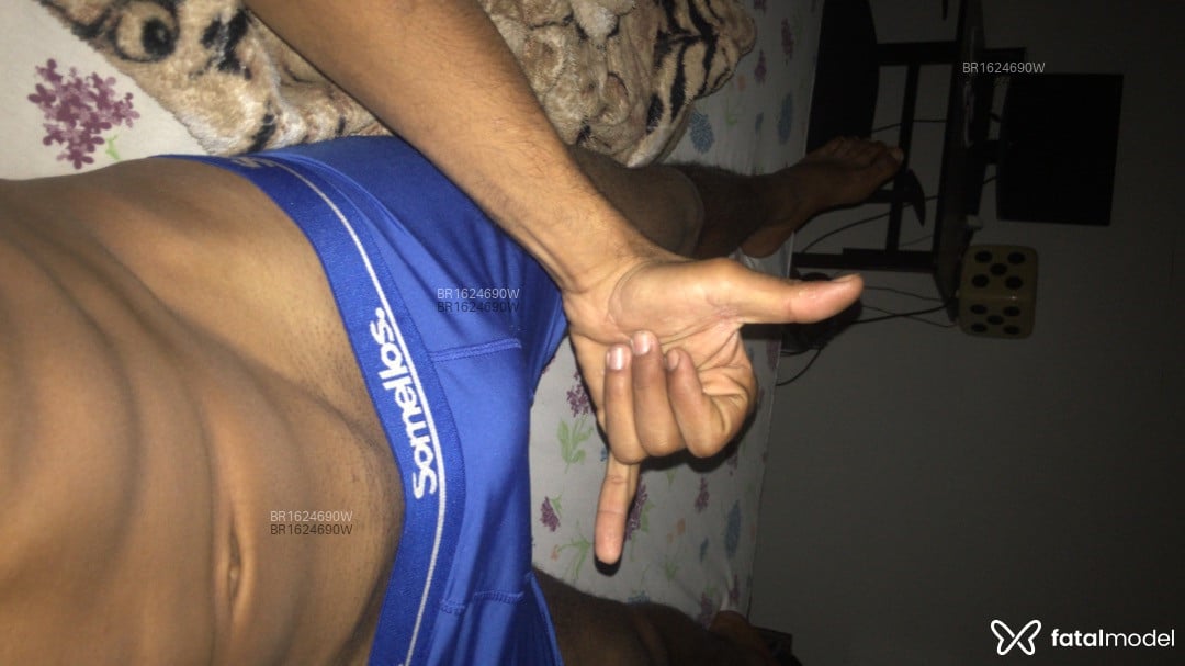 Acompanhante homem com cabelo castanho de olhos castanhos em Três Lagoas Acompanhante homem com cabelo castanho de olhos castanhos em Três Lagoas - Rodrygo Nascimento