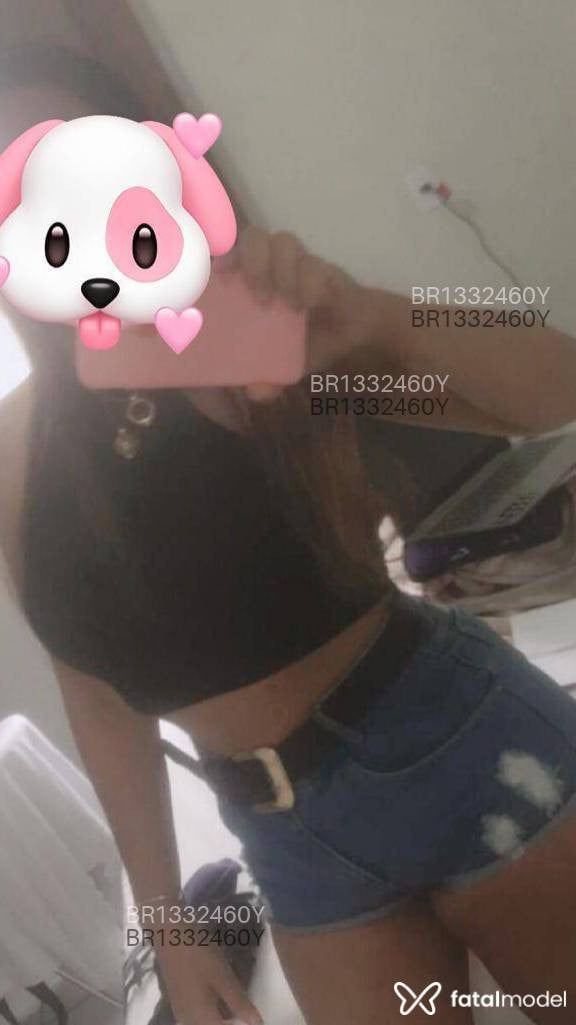 Acompanhante mulher com cabelo castanho de olhos castanhos em Virtual - Larissa Mel