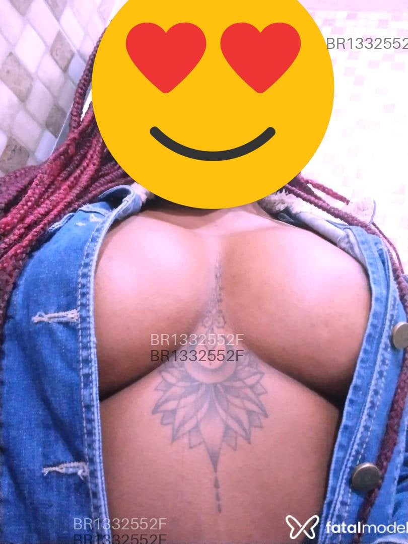 Acompanhante mulher com cabelo castanho de olhos castanhos - Thaís Escobar Acompanhante mulher com cabelo castanho de olhos castanhos - Thaís Escobar