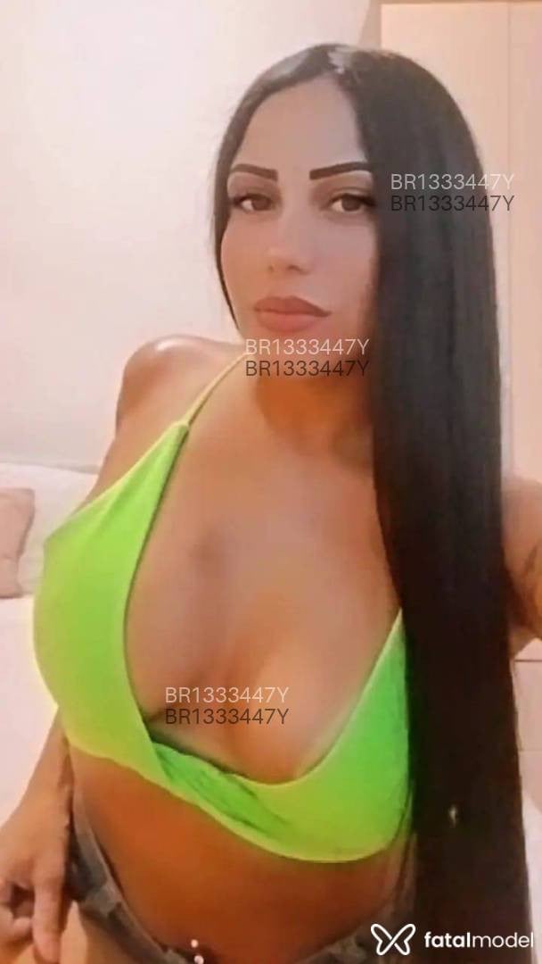 Acompanhante mulher morena (o) de olhos castanhos em Curvelo Acompanhante mulher morena (o) de olhos castanhos em Curvelo - Bruna