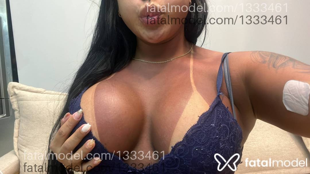Acompanhante mulher trans morena (o) de olhos castanhos - Isabela Reis