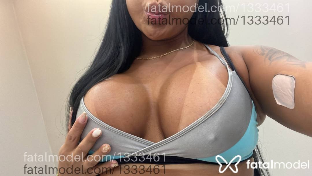 Acompanhante mulher trans morena (o) de olhos castanhos - Isabela Reis