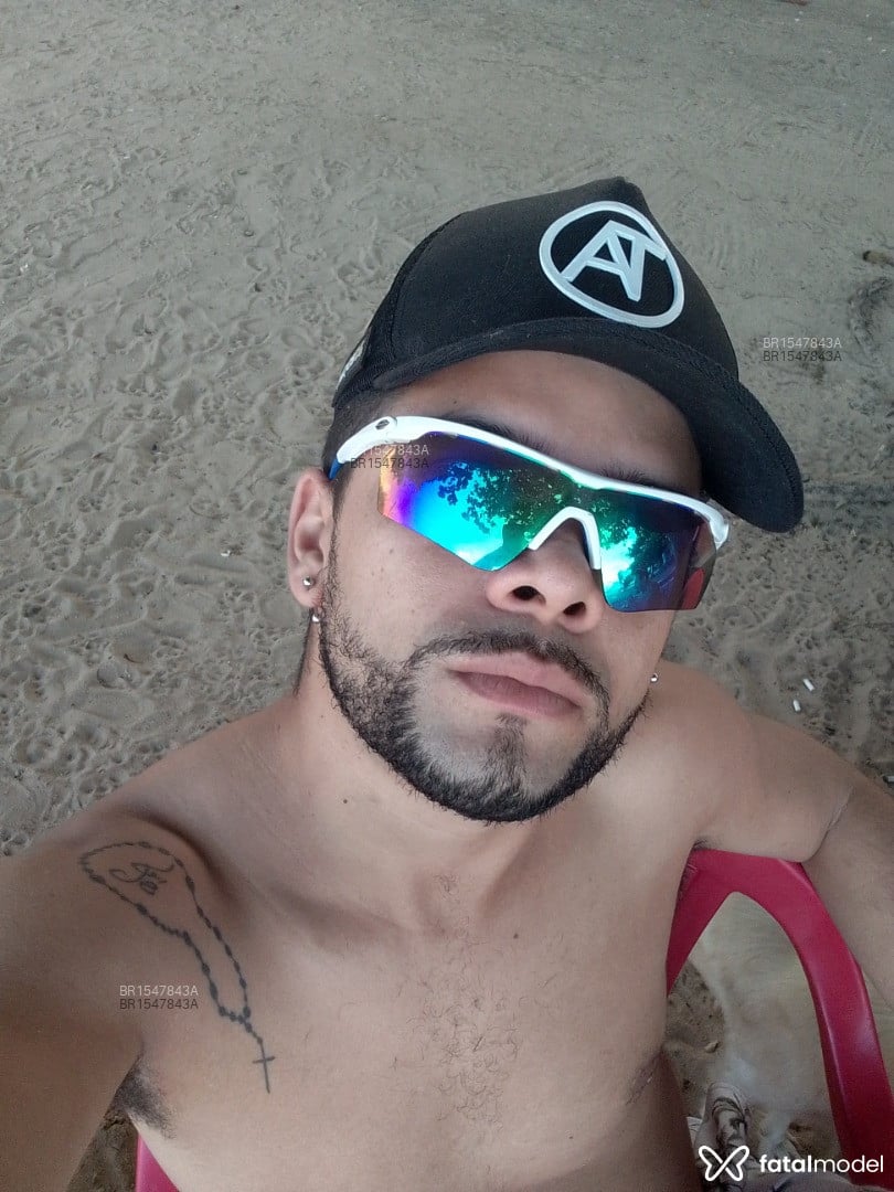 Acompanhante homem com cabelo castanho de olhos castanhos em João Pessoa - ThiagoxFlavio
