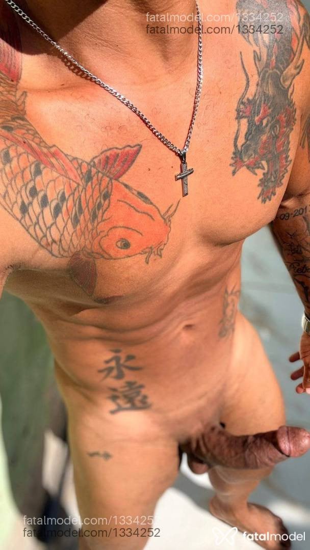 Acompanhante homem morena (o) de olhos verdes - PIT BULL