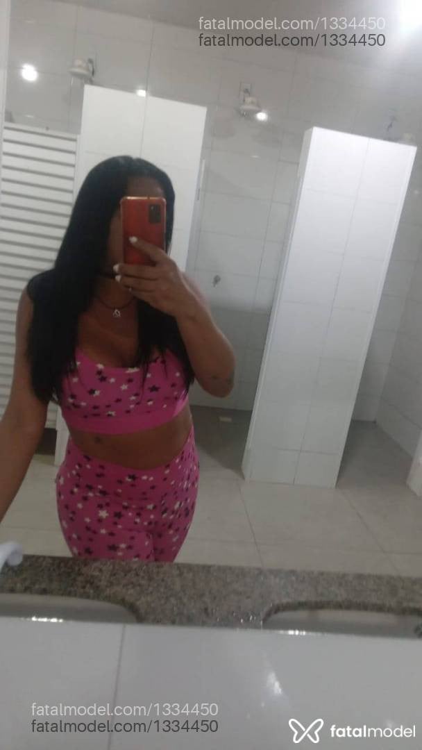 Acompanhante travesti morena (o) de olhos castanhos - Noêmia abravanel