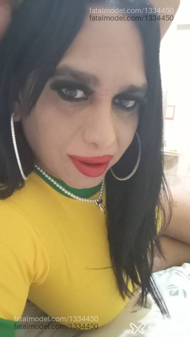 Acompanhante travesti morena (o) de olhos castanhos em Cacoal - Noêmia abravanel