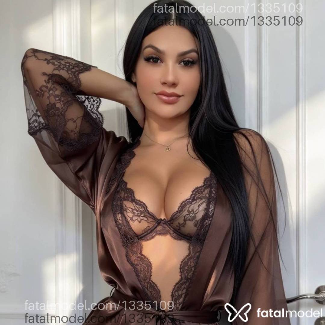 Acompanhante mulher morena (o) de olhos castanhos - Thaina Ferreira