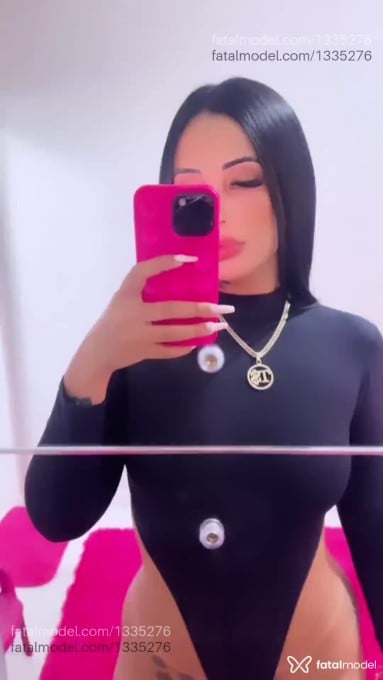 Acompanhante mulher morena (o) de olhos verdes - Bruna Drummond