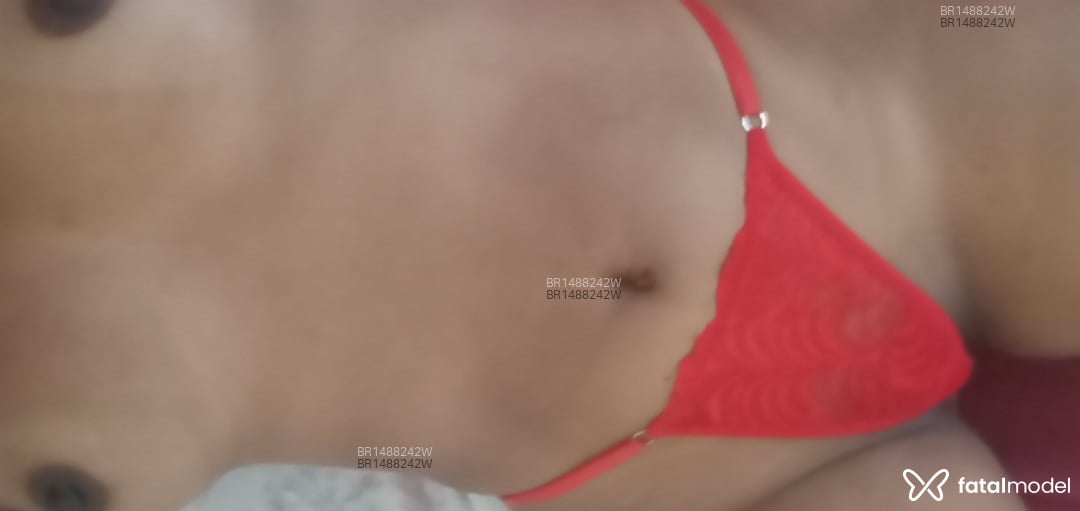 Acompanhante mulher ruiva (o) de olhos castanhos em Porto Velho - Cris preta acreana