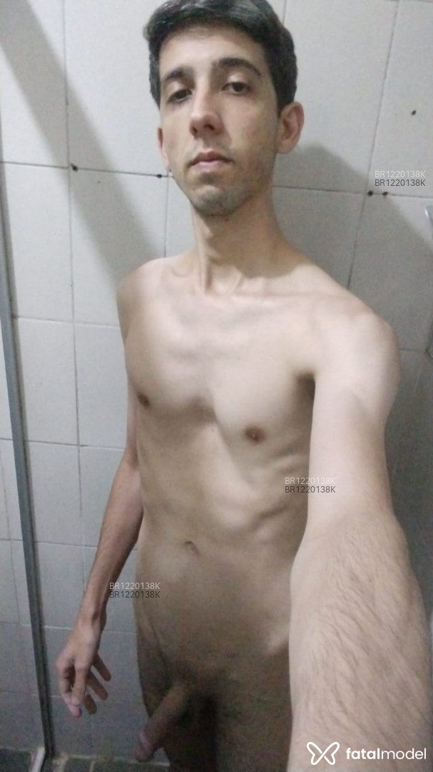 Acompanhante homem com cabelo grisalho de olhos castanhos em Jacareí - Peter