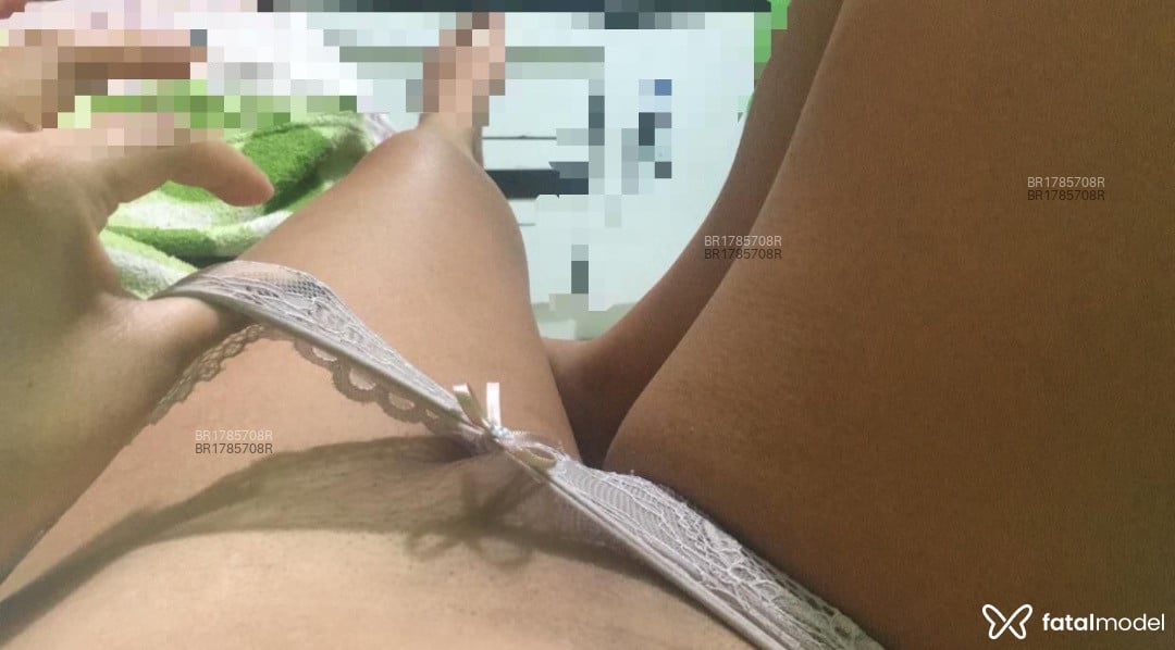 Acompanhante mulher com cabelo castanho de olhos castanhos em São José - Melissa