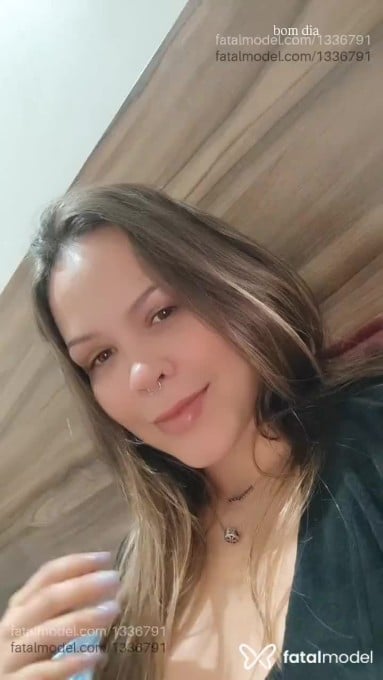 Acompanhante mulher loira (o) de olhos castanhos em Santos Acompanhante mulher loira (o) de olhos castanhos em Santos - Melina Mancini