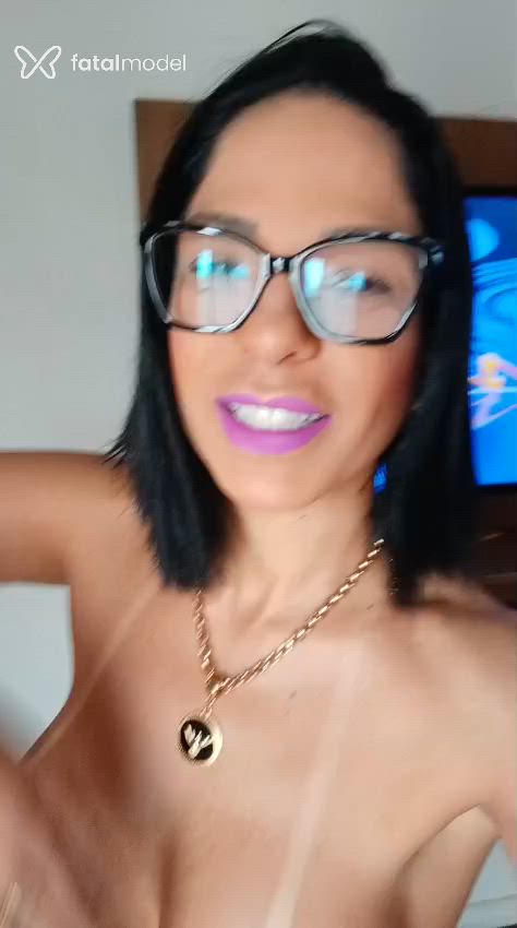 Acompanhante mulher morena (o) de olhos castanhos - Sara Oliveira Acompanhante mulher morena (o) de olhos castanhos - Sara Oliveira