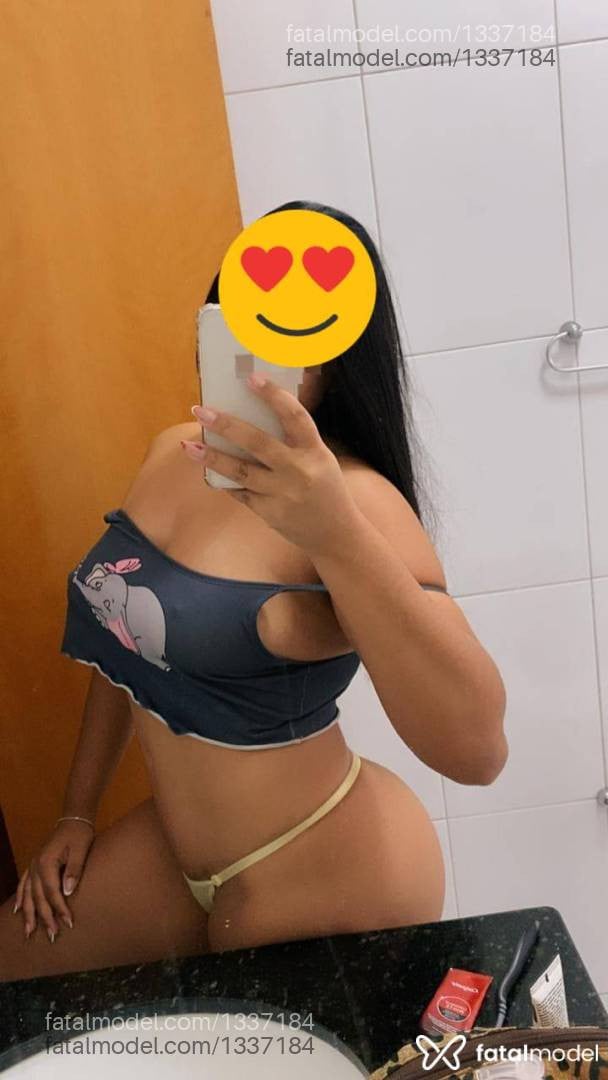 Acompanhante mulher morena (o) de olhos verdes - Juliana