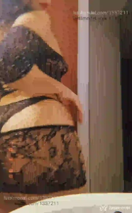 Acompanhante mulher com cabelo castanho de olhos castanhos em Florianópolis - Lays