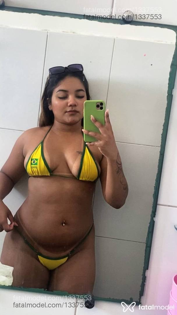 Acompanhante mulher morena (o) de olhos castanhos - Wendyy Santos