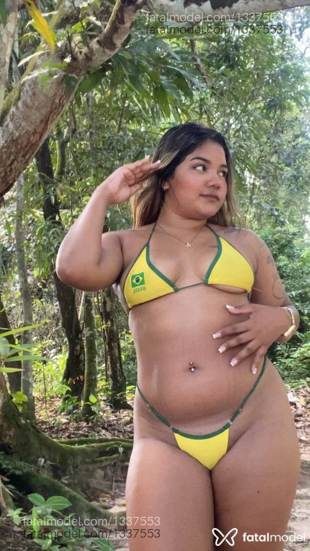 Acompanhante mulher morena (o) de olhos castanhos - Wendyy Santos