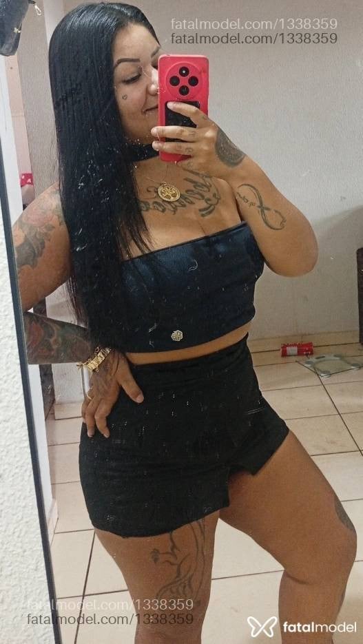 Acompanhante mulher morena (o) de olhos pretos - Marii Hellen Acompanhante mulher morena (o) de olhos pretos - Marii Hellen