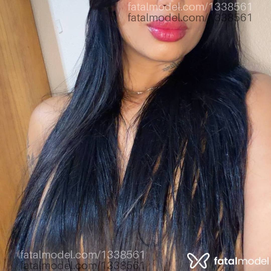 Acompanhante mulher morena (o) de olhos pretos - Geovanna