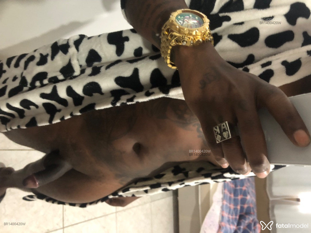 Acompanhante homem morena (o) de olhos pretos em Volta Redonda - Marcos Vinícius