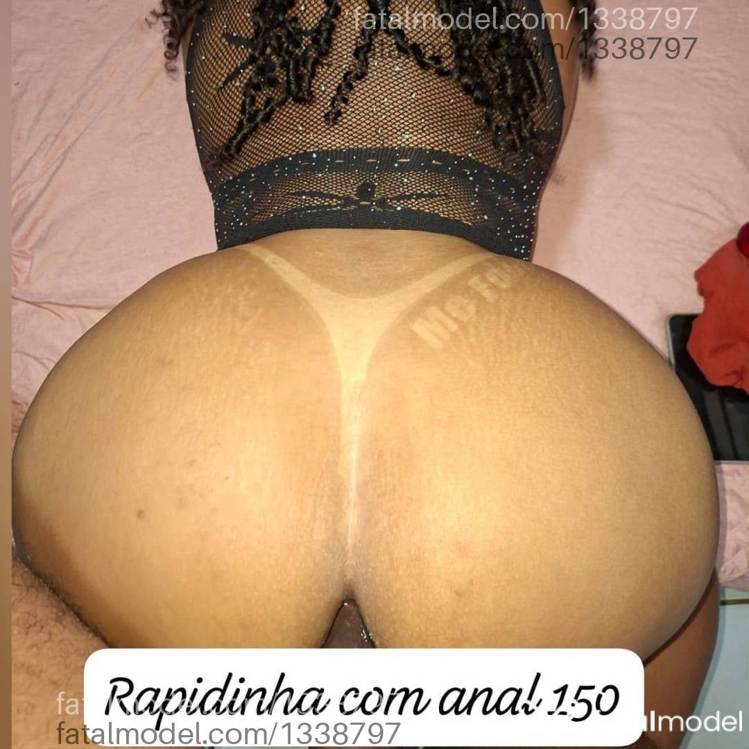 Acompanhante mulher com cabelo castanho de olhos castanhos - Gabrielly Alencar