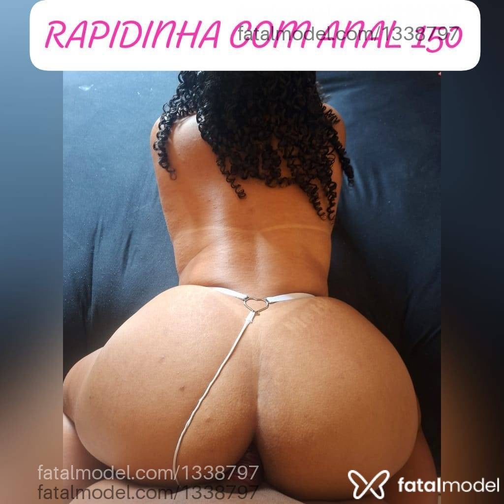 Acompanhante mulher com cabelo castanho de olhos castanhos - Gabrielly Alencar