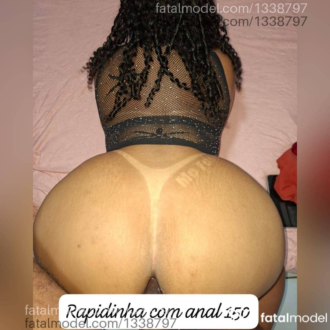 Acompanhante mulher com cabelo castanho de olhos castanhos - Gabrielly Alencar