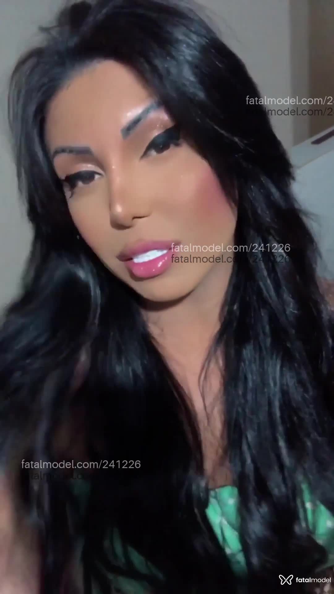 Acompanhante mulher trans morena (o) de olhos castanhos em Criciúma - Rebecca angell