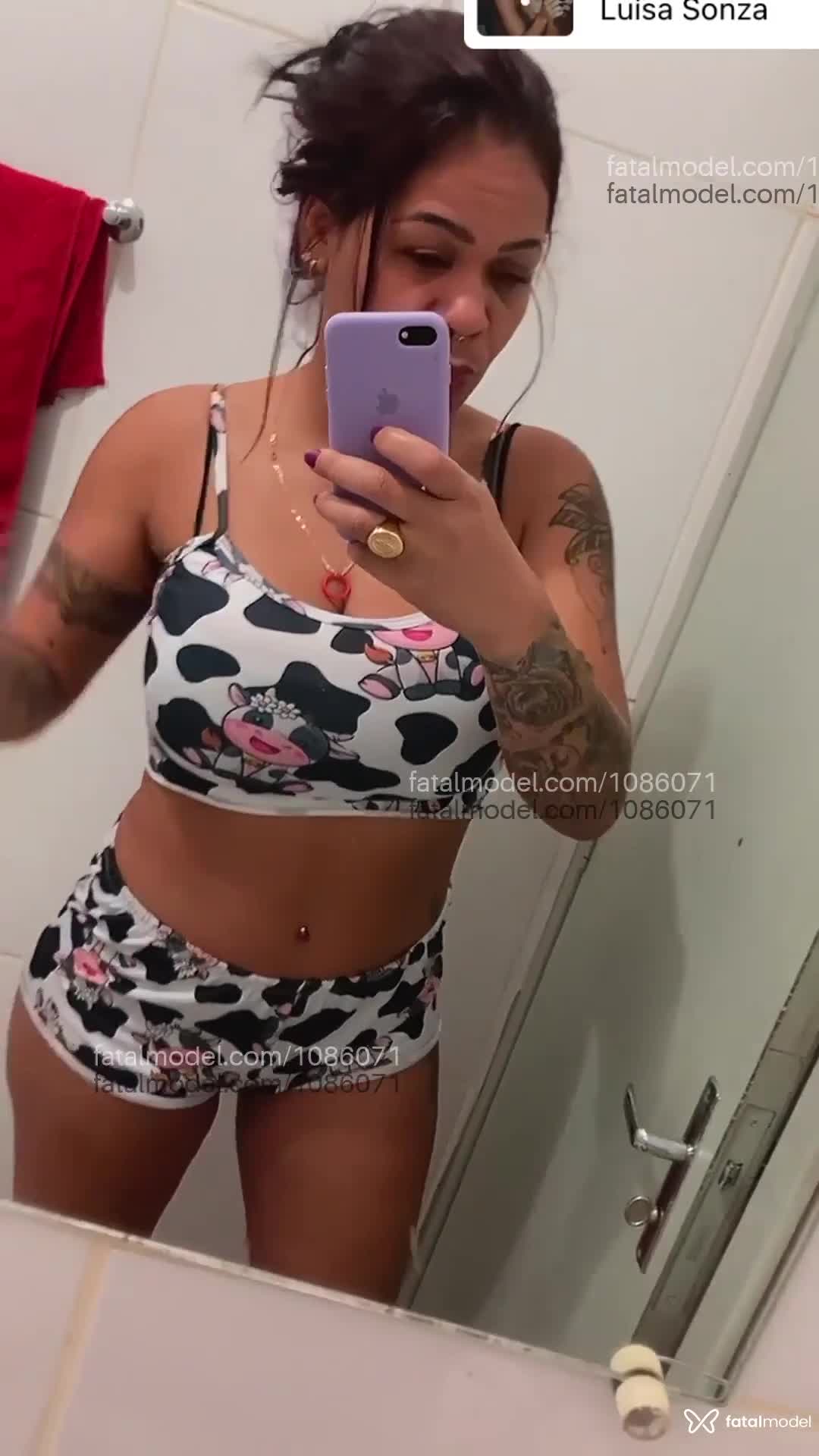Acompanhante mulher morena (o) de olhos castanhos em Araxá - Kelly