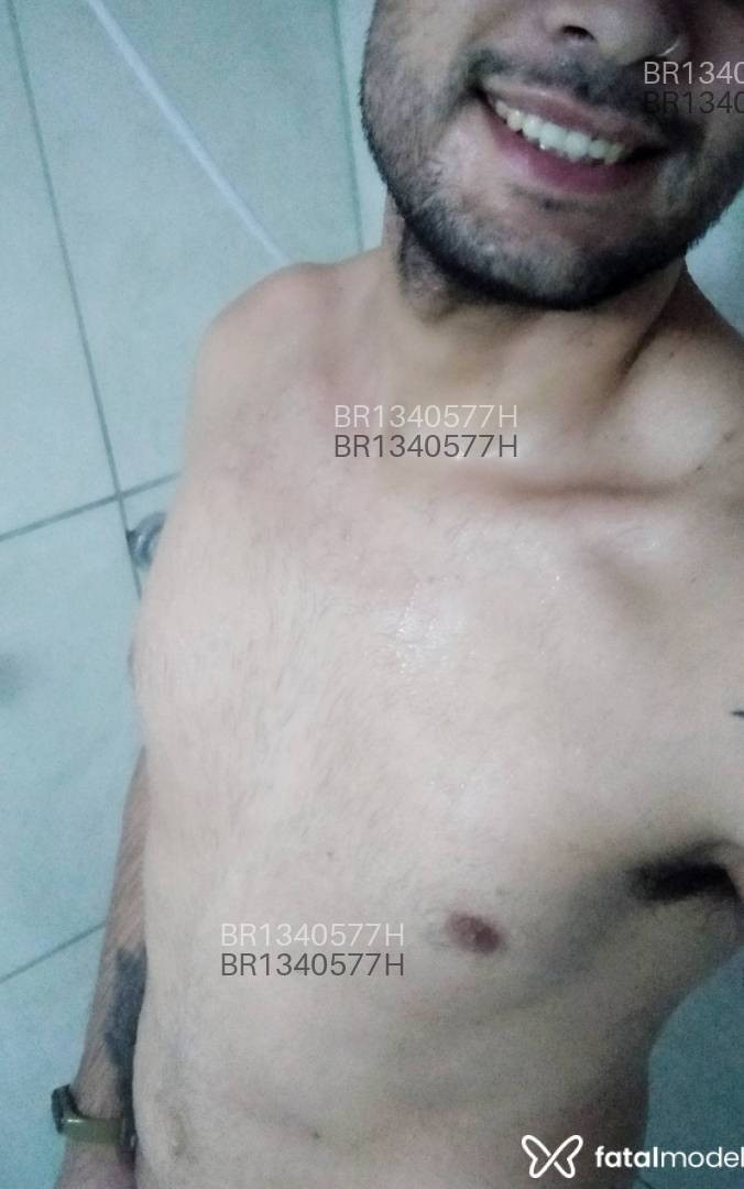 Acompanhante homem com cabelo castanho de olhos castanhos em Florianópolis - Lucas