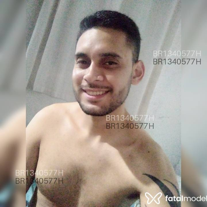 Acompanhante homem com cabelo castanho de olhos castanhos em Florianópolis - Lucas