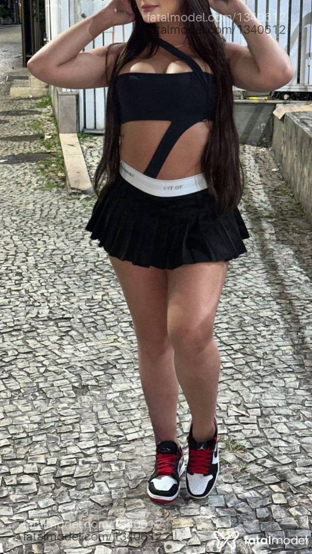 Acompanhante mulher morena (o) de olhos mel em Goiânia - Jade Maia
