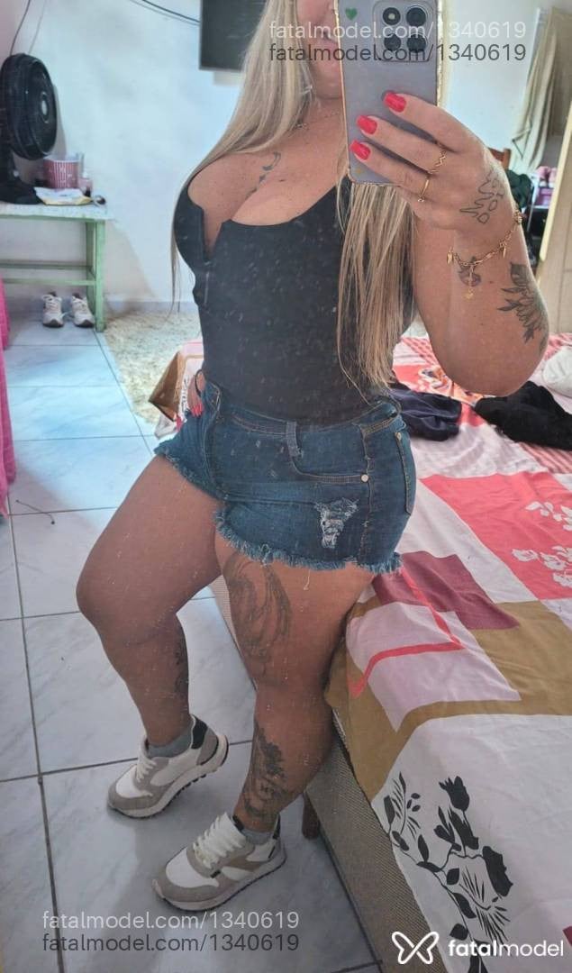 Acompanhante mulher loira (o) de olhos verdes em Imbé Acompanhante mulher loira (o) de olhos verdes em Imbé - Pâmela Rodrigues