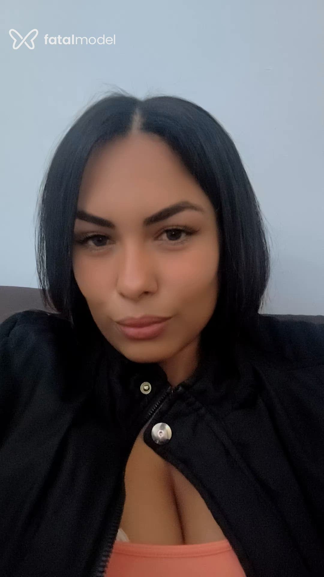Acompanhante mulher com cabelo castanho de olhos castanhos - Amanda Acompanhante mulher com cabelo castanho de olhos castanhos - Amanda