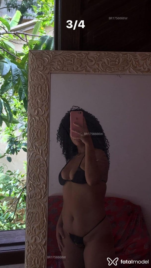 Acompanhante mulher morena (o) de olhos castanhos em Cariacica - Manu Moreira
