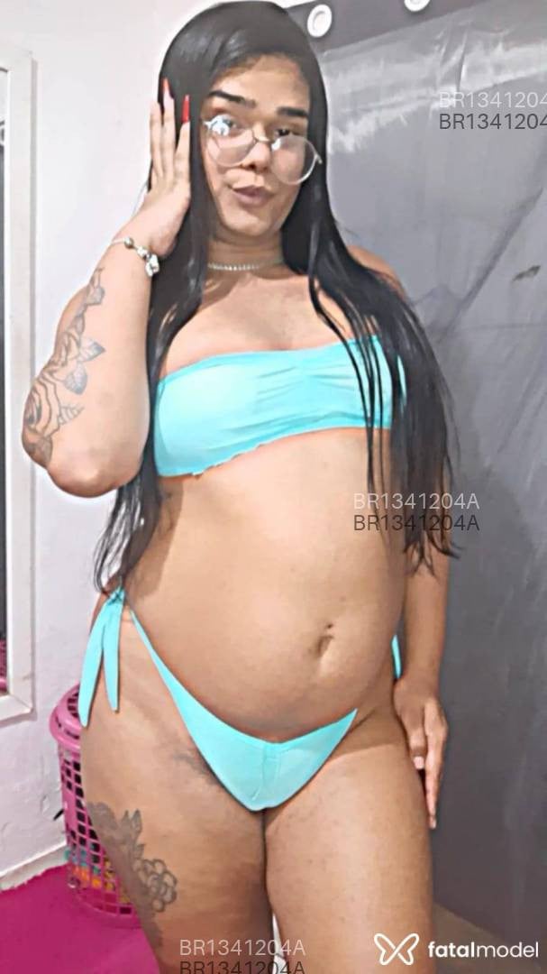 Acompanhante mulher trans loira (o) de olhos verdes em João Pessoa - Thauanny Heloisa