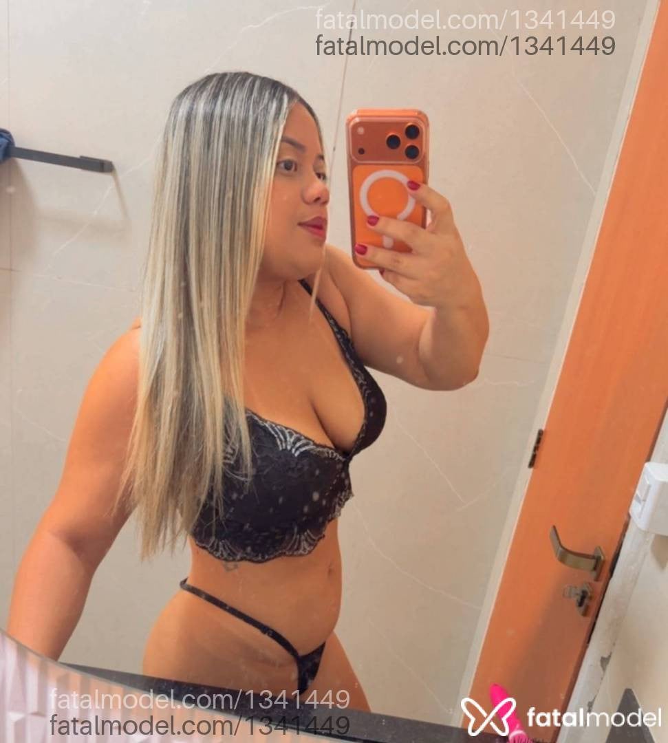 Acompanhante mulher loira (o) de olhos castanhos - Eduarda Sanches