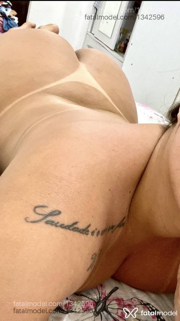 Acompanhante mulher com cabelo colorido de olhos castanhos em Santa Cruz do Capibaribe - Luana
