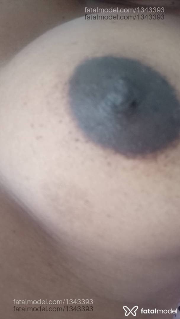 Acompanhante mulher com cabelo castanho de olhos castanhos - Elis