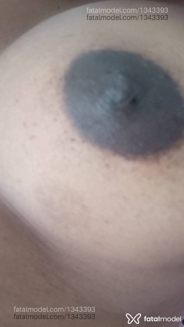 Acompanhante mulher com cabelo castanho de olhos castanhos - Elis