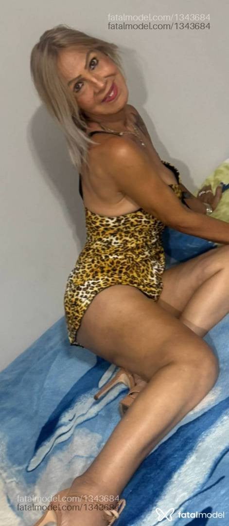 Acompanhante mulher trans loira (o) de olhos castanhos em Guarapuava Acompanhante mulher trans loira (o) de olhos castanhos em Guarapuava - Lana Devassa