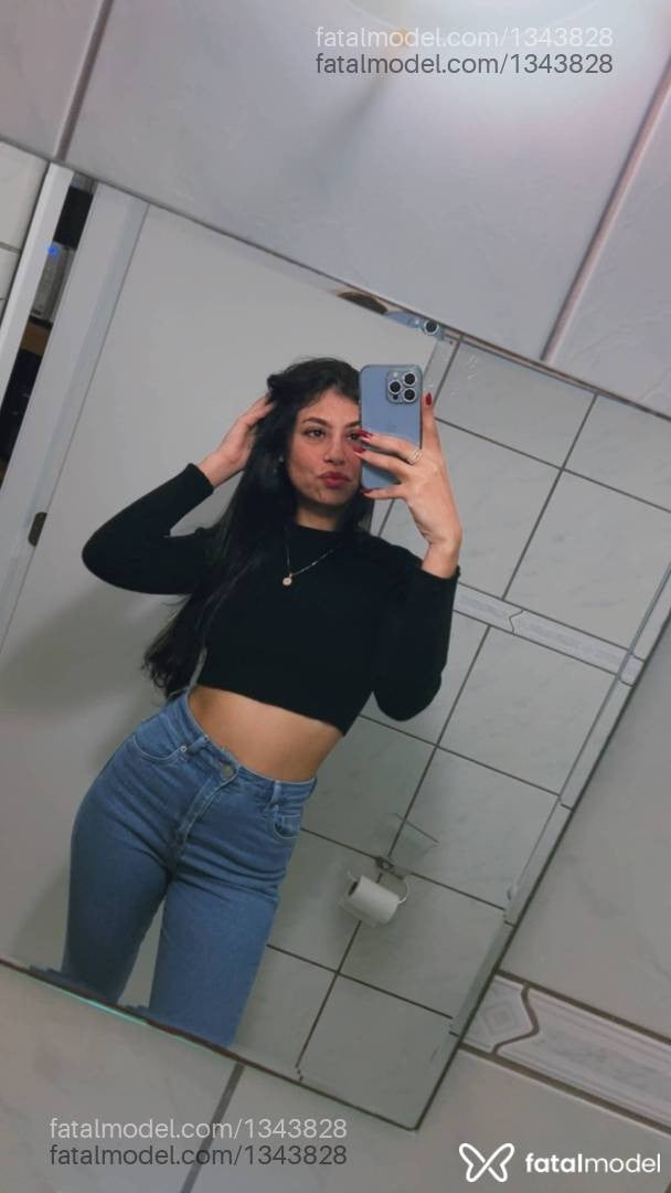 Acompanhante mulher morena (o) de olhos castanhos - Maria Eduarda