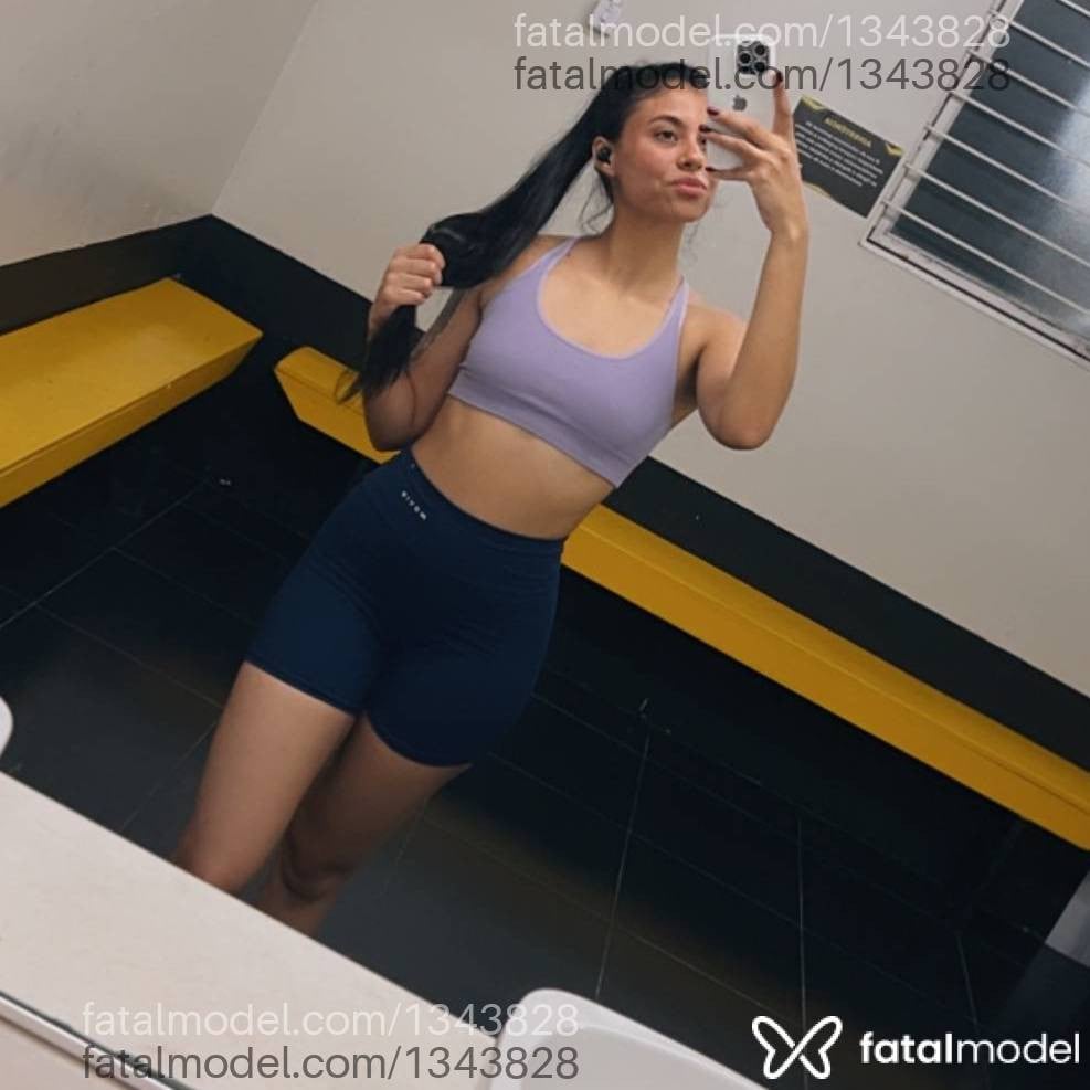 Acompanhante mulher morena (o) de olhos castanhos - Maria Eduarda