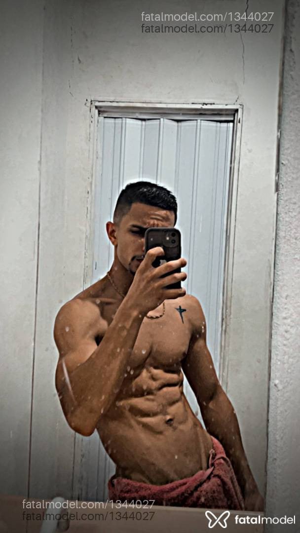 Acompanhante homem morena (o) de olhos castanhos - Gabriel Acompanhante homem morena (o) de olhos castanhos - Gabriel