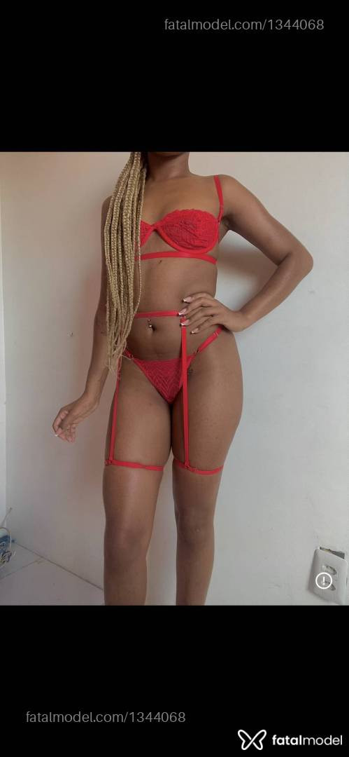 Acompanhante mulher loira (o) de olhos castanhos em São Luís Acompanhante mulher loira (o) de olhos castanhos em São Luís - Ebony Angel