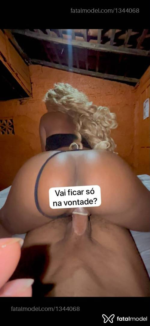 Acompanhante mulher loira (o) de olhos castanhos em São Luís Acompanhante mulher loira (o) de olhos castanhos em São Luís - Ebony Angel