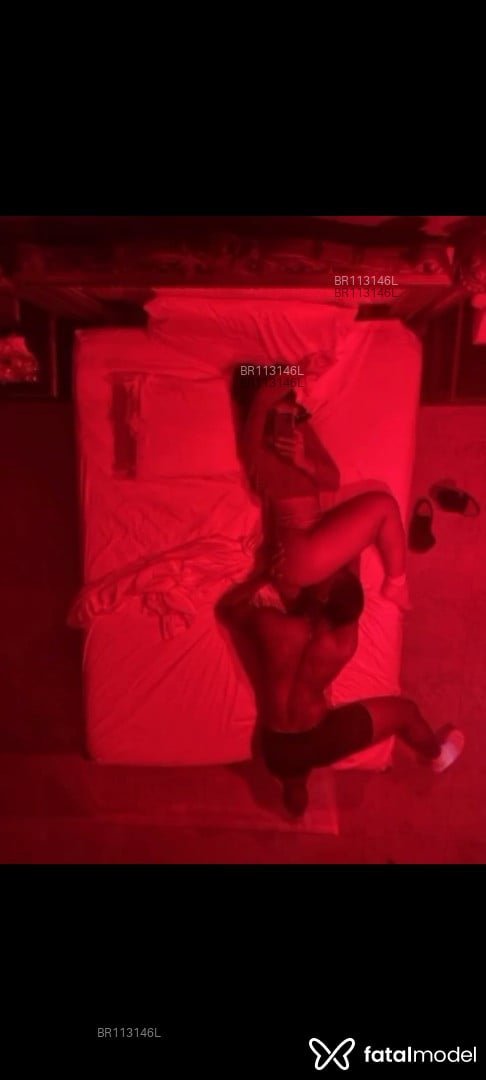 Acompanhante travesti morena (o) de olhos mel em Goiânia - Mhya Neres